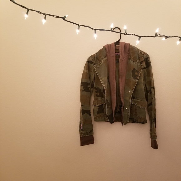 Camo jacket - Picture 2 of 7